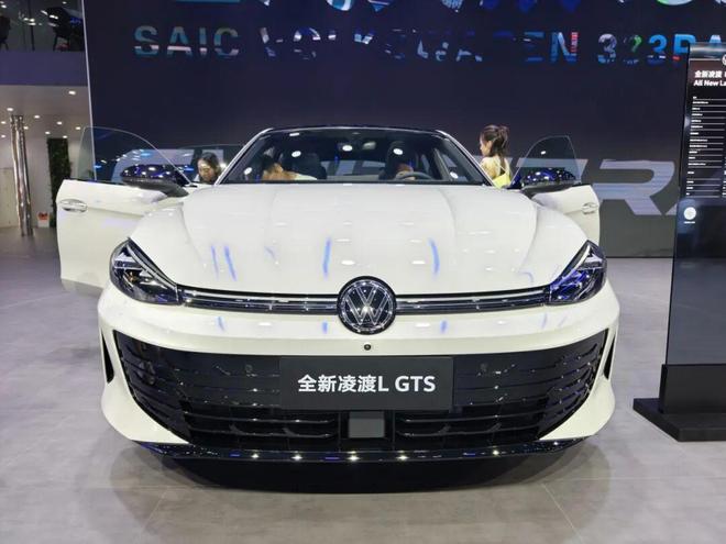 个人心中“六佳车”：情绪价值之选AG真人app2025年成都车展(图6)