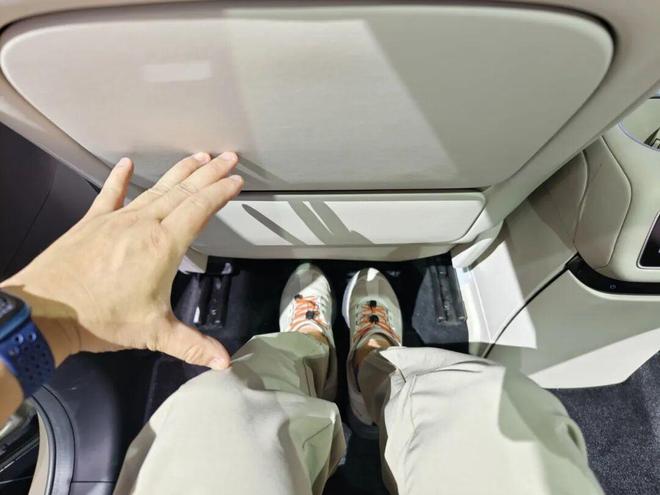 个人心中“六佳车”：情绪价值之选AG真人app2025年成都车展(图22)