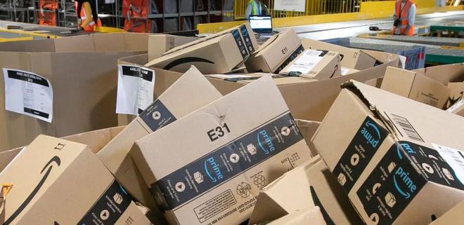 类出局三年暴省126亿！机器人大军入厂AG真人百家家乐app全美60万岗人(图8)